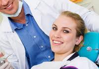 Branqueamento dental com supervisão do dentista